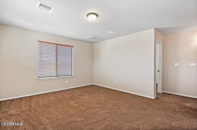 Building Photo - 2047 Dreamlight Pl