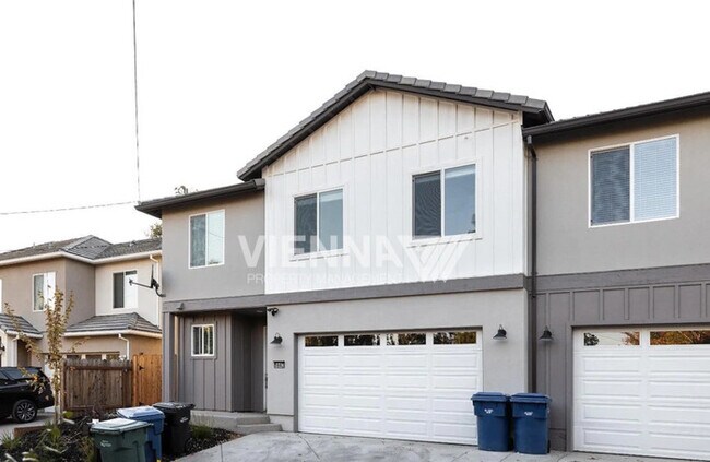 Building Photo - 5843 Del Campo Ln