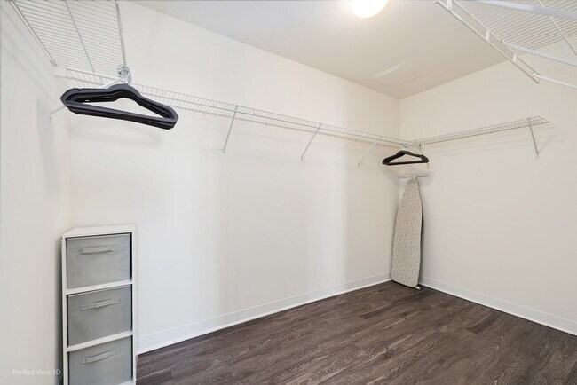 Building Photo - 45 E Chicago Ave