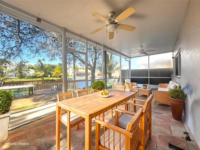 Building Photo - 9875 Fairway Cove Ln