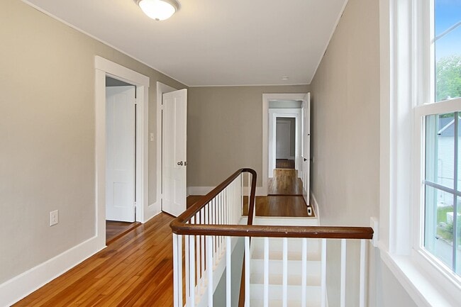 Building Photo - 35 Souhegan St