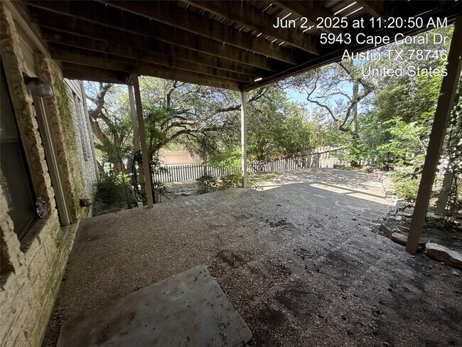 Building Photo - 5943 Cape Coral Dr