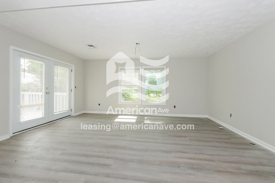 Building Photo - 912 54th St