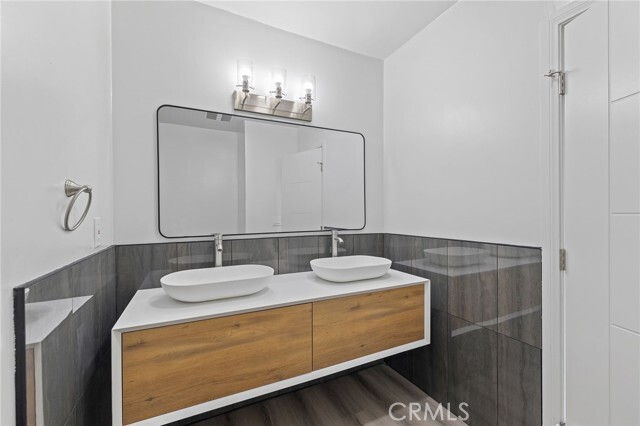 Building Photo - 1281 Mayapan Rd