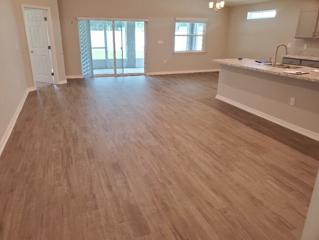 Building Photo - 6446 Polly Ln