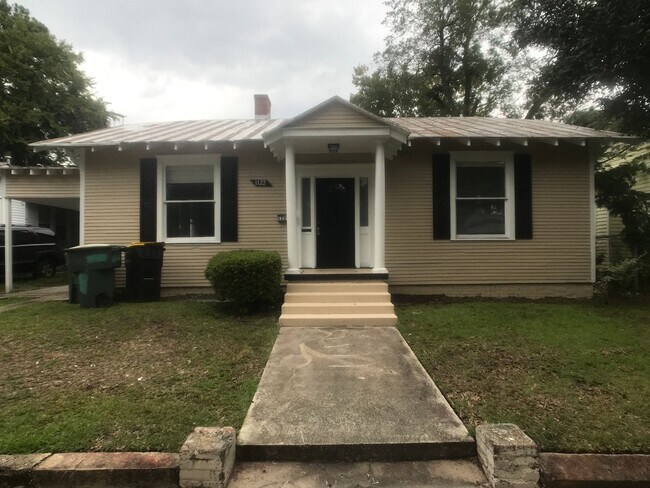 Building Photo - 1122 E 37th St