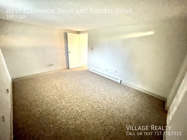 Building Photo - 91 W Clearview Dr