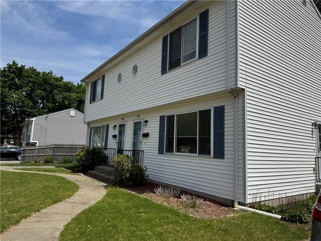 Building Photo - 364 Harrington Ave