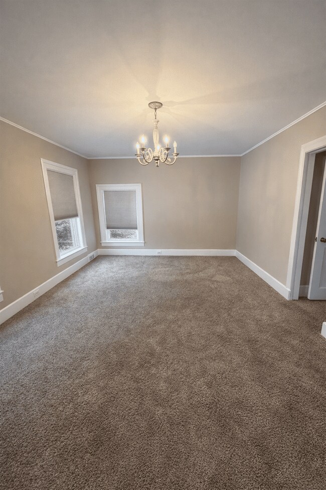 Building Photo - 4935 N Parma Rd