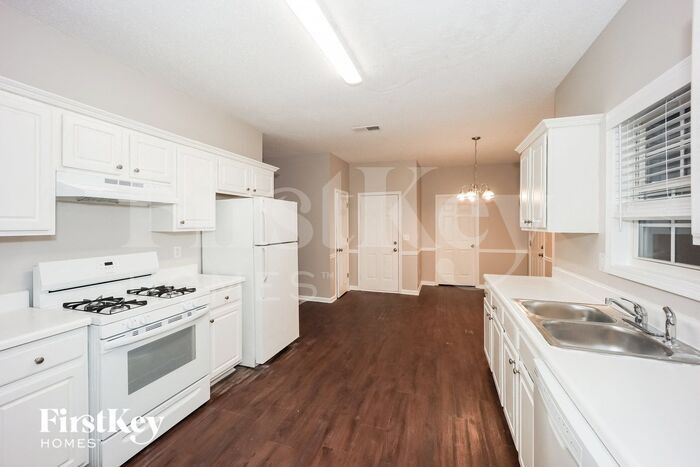 Building Photo - 1593 Willow Wood Trace