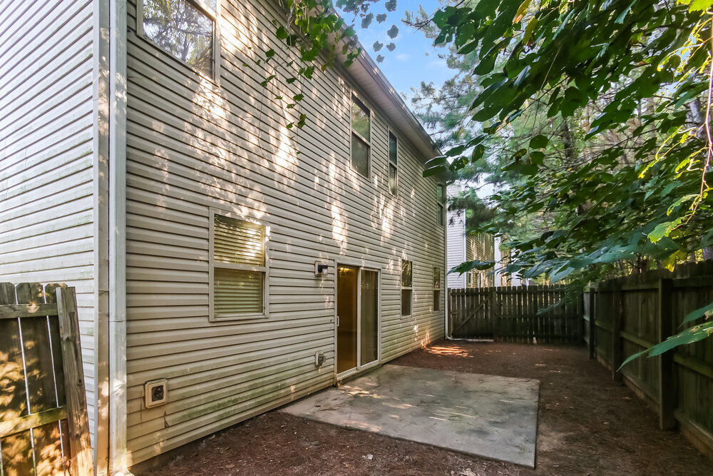 Building Photo - 182 Diamond Ridge Ave