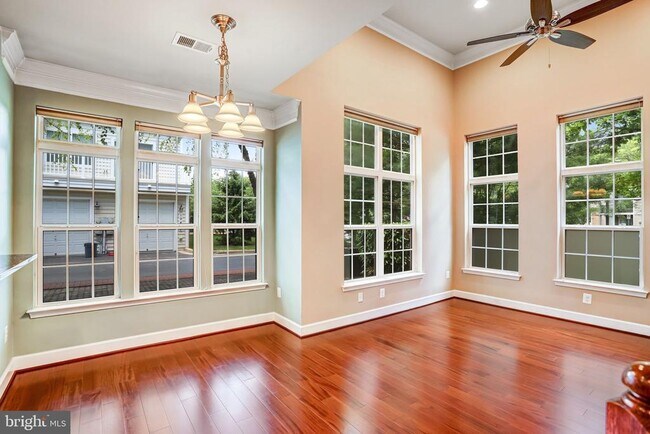 Building Photo - 13526 Waterford Hills Boulevard
