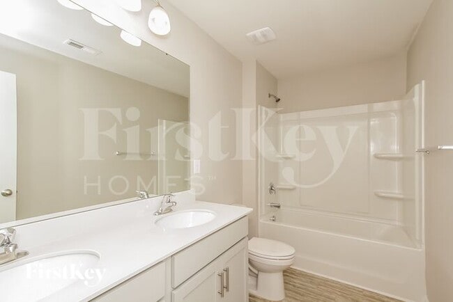 Building Photo - 3176 Green Apple Dr