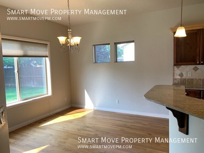 Building Photo - 687 W Laughton Dr
