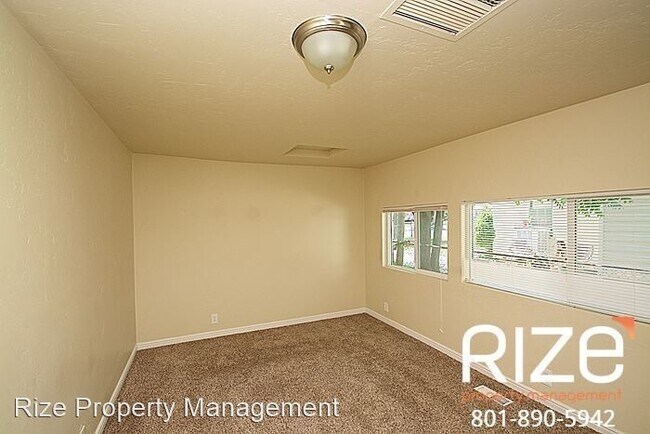 Building Photo - 3 br, 2 bath House - 1188 Gillespie Ave