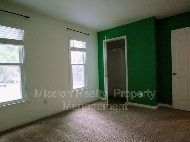 Building Photo - 13701 Arrowood Ct