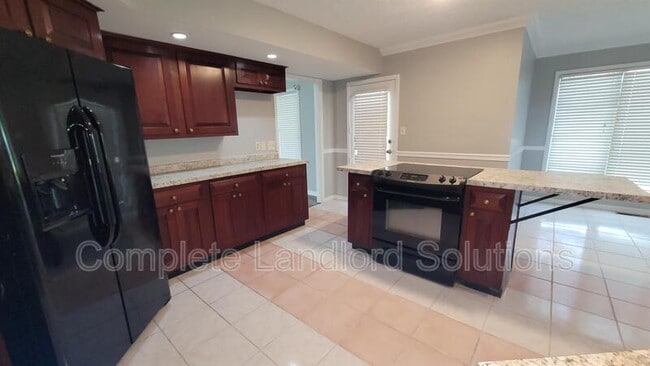 Building Photo - 80 Ridgecrest Ct