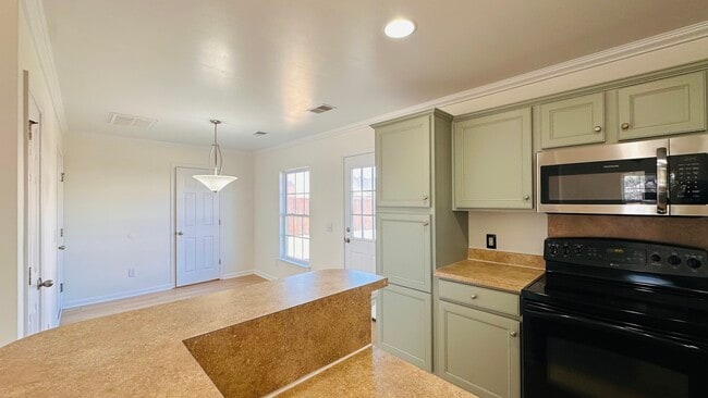 Building Photo - 1136 Moss Grove Dr