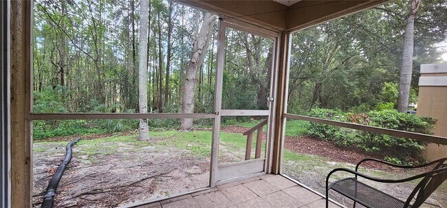 Building Photo - 8821 Coral Palms Ct
