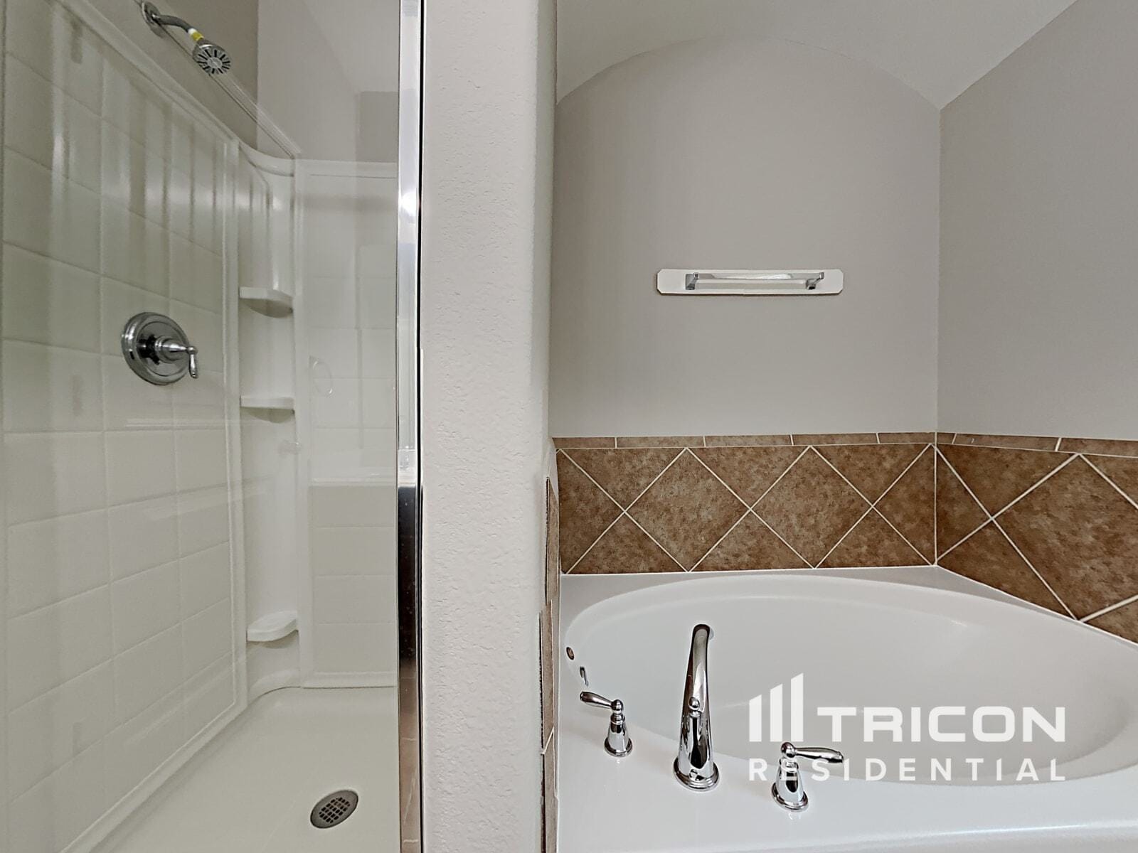 Building Photo - 22103 Silverfield Park Ln