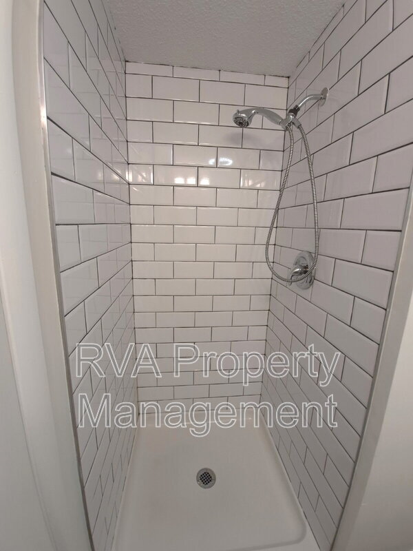 Building Photo - 1409 Gambrel Dr