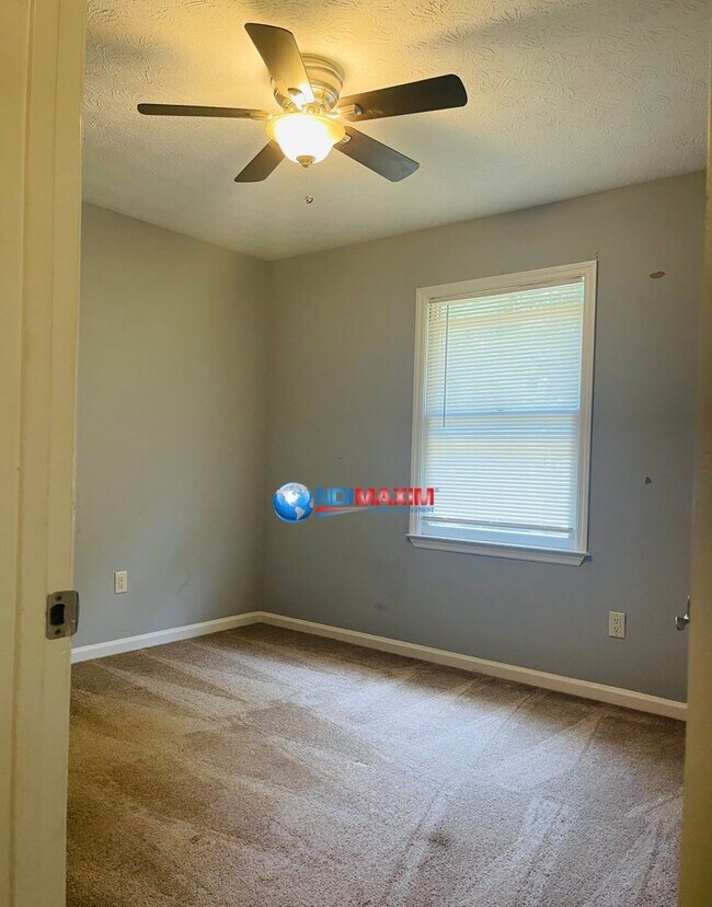 Building Photo - Cozy ranch in the BROOKWOOD cluster in Sne...