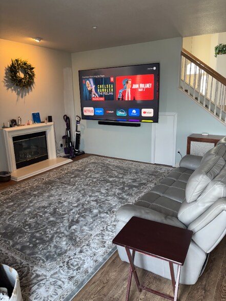 Building Photo - 4760 Sandalwood Way