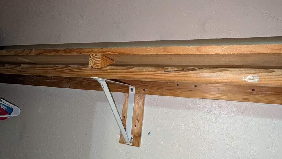 Building Photo - 2842 Van Buren St