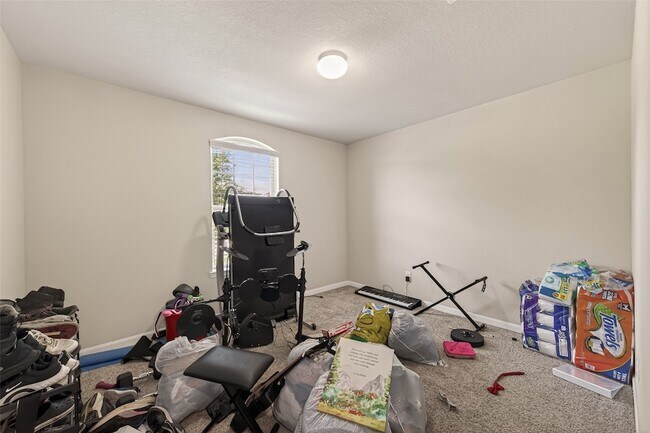 Building Photo - 18306 Pelham Holw Trl