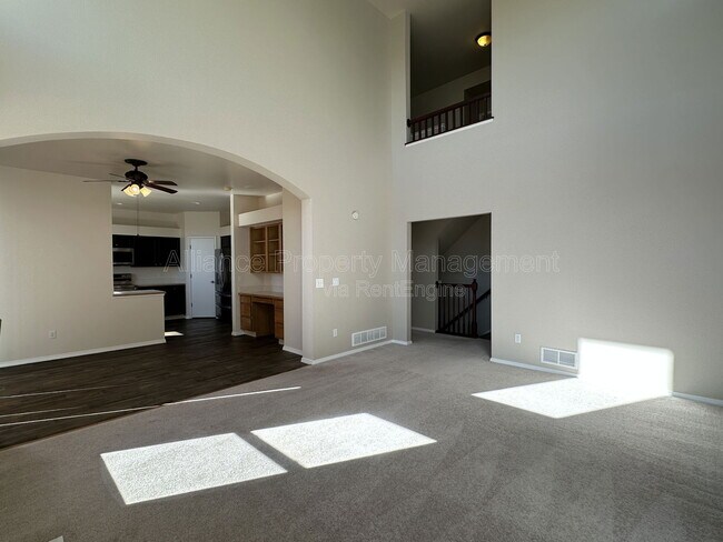 Building Photo - 8131 Oliver Rd