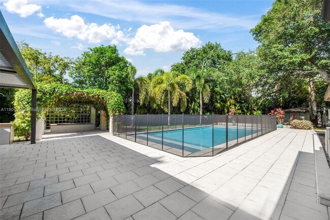 Building Photo - 7801 SW 128th St