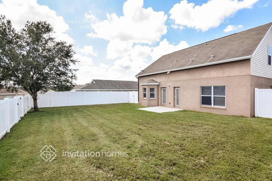 Building Photo - 36111 Shady Bluff Loop