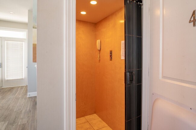 Building Photo - PLAN AND SECURE YOUR WINTER GETAWAY NOW, W...