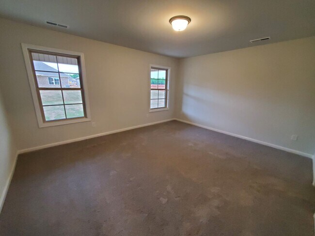 Building Photo - 120 Sublett Dr