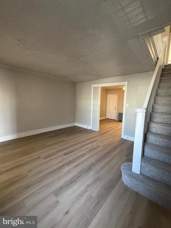 Building Photo - 6904 Dicks Ave