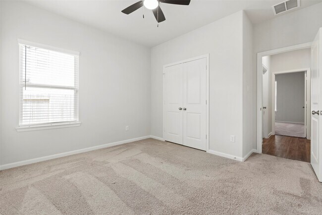 Building Photo - 5815 Jade Crest Ct