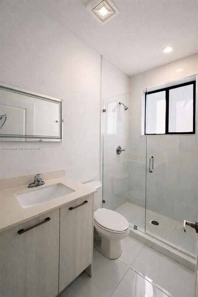 Building Photo - 15808 SW 136 Way