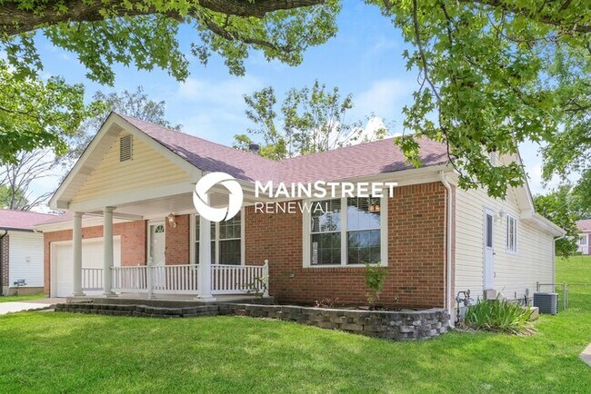 Primary Photo - 3 Bedroom Pet-Friendly Home in Florissant,...