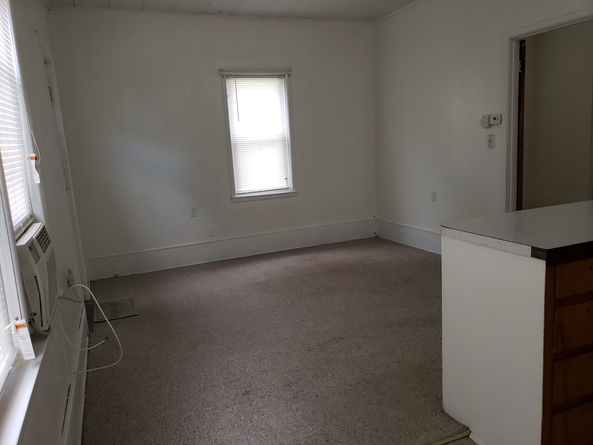 Building Photo - 208 Herbert Ave