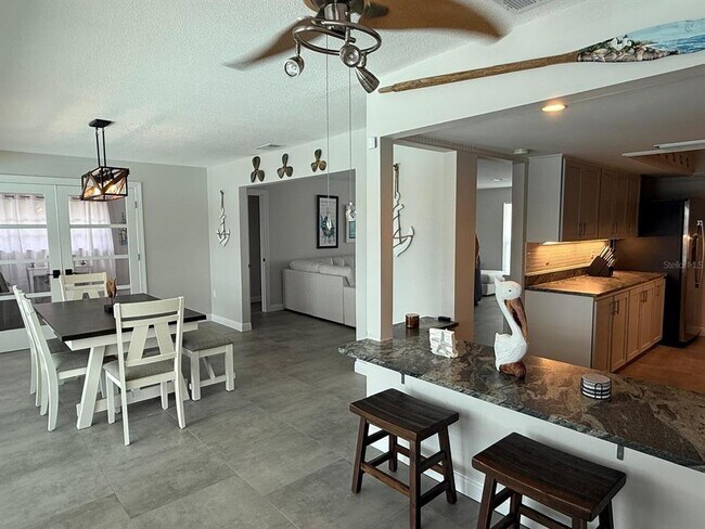 Building Photo - 1425 Appian Dr