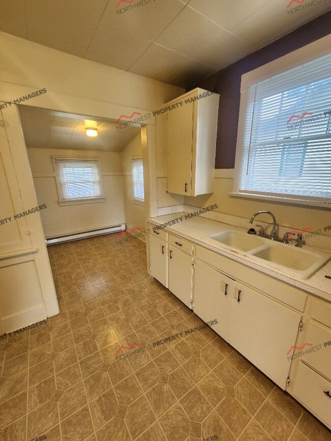 Building Photo - STATUS: AVAILABLE  | R209A | $1795