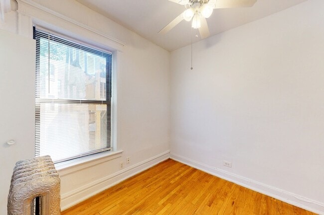 Floorplan - 5335-5337 S. Woodlawn Avenue