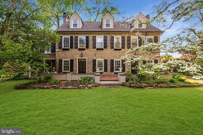 Building Photo - 209 N Bellevue Ave