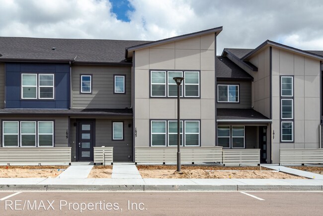 Primary Photo - 2 br, 3 bath House - 1623 Spring Water Point