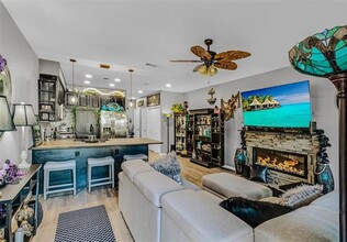 Building Photo - 1933 Island Cir