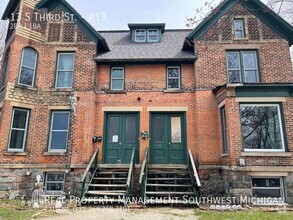 Building Photo - 13 S Third St.-#13