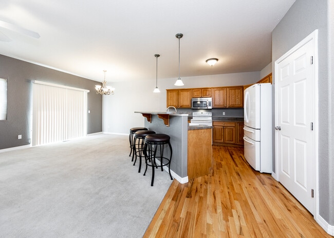 Building Photo - 5607 University Village View