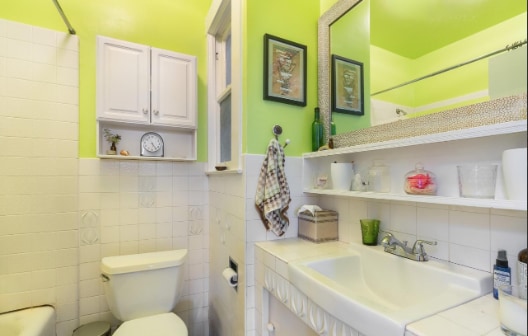 Building Photo - 2139 Taraval St