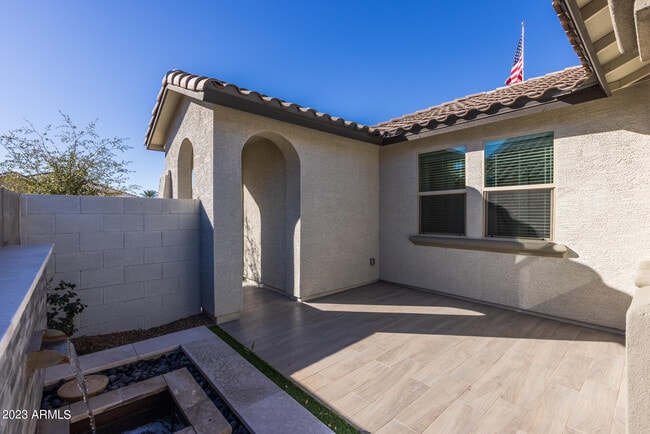 Building Photo - 15292 W Linden St