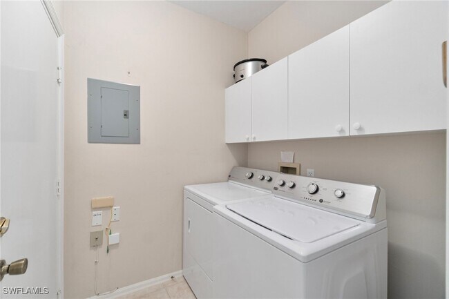 Building Photo - 3412 Pointe Creek Ct